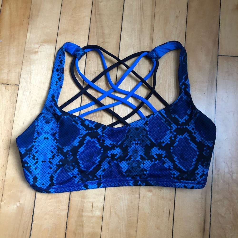 Lululemon Free to Be Sports Bra size 4